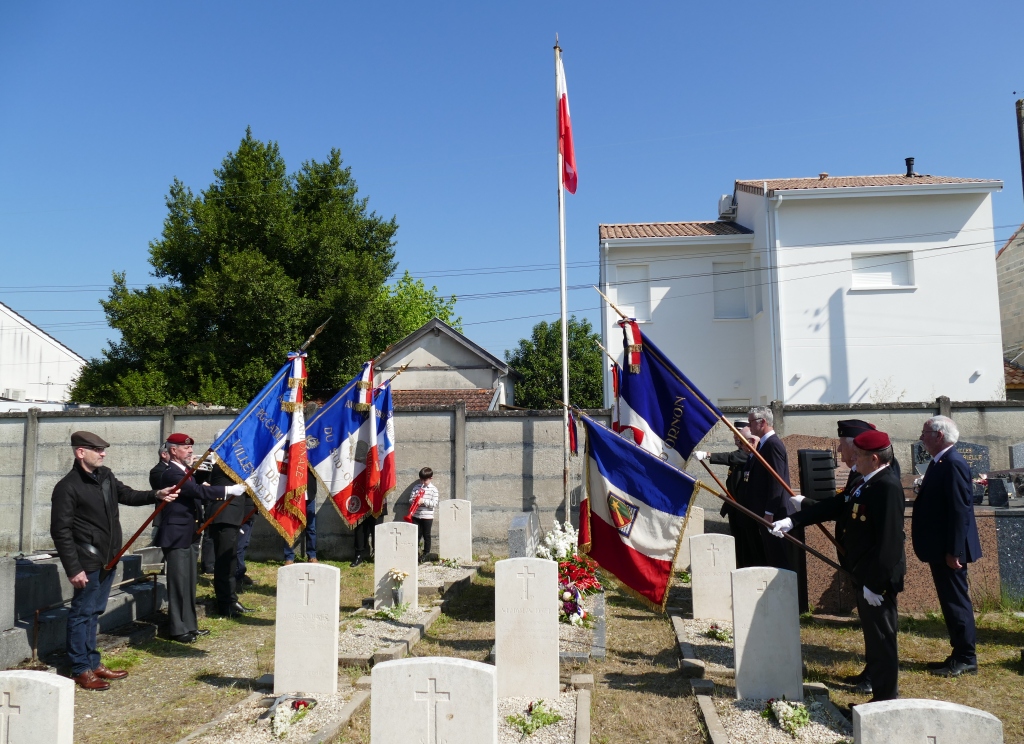Hommage Pl OK red